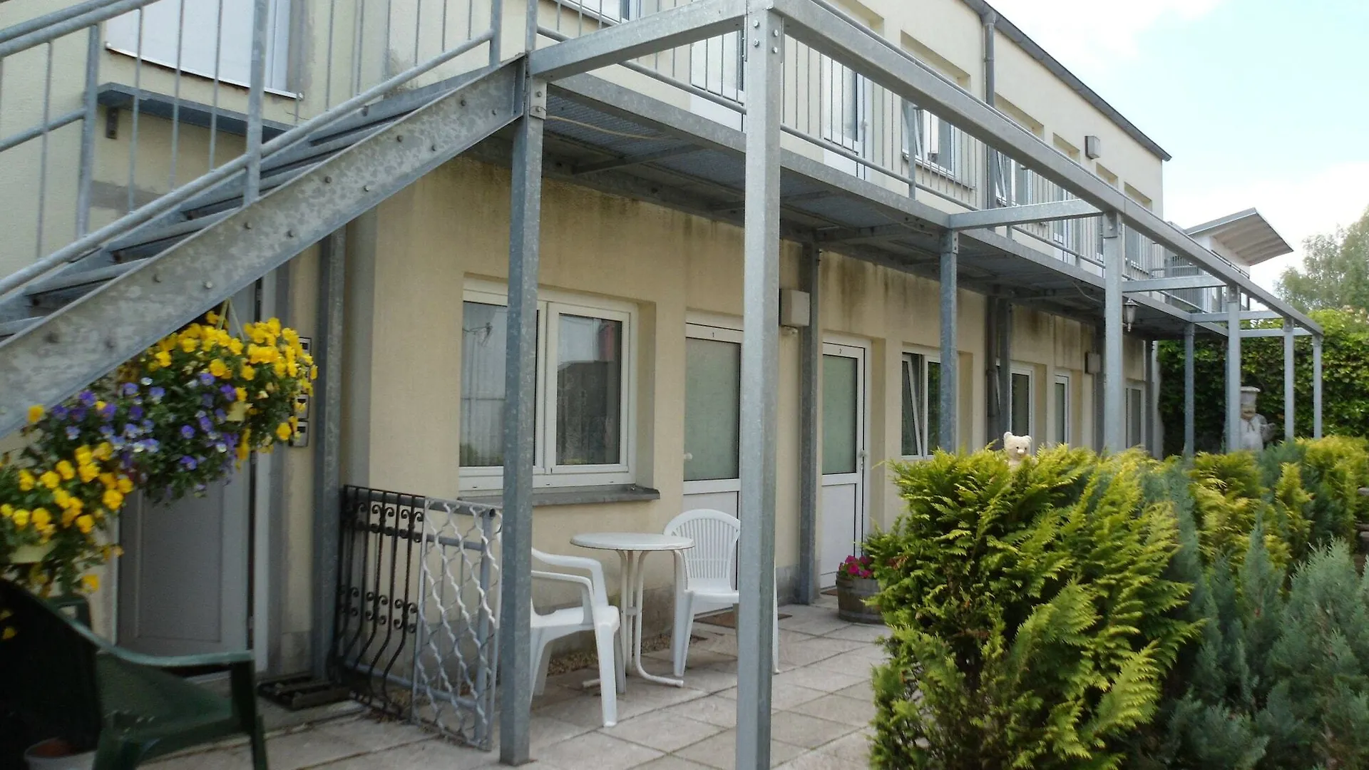 Hotel Pension Am Steinkreuz Dresden